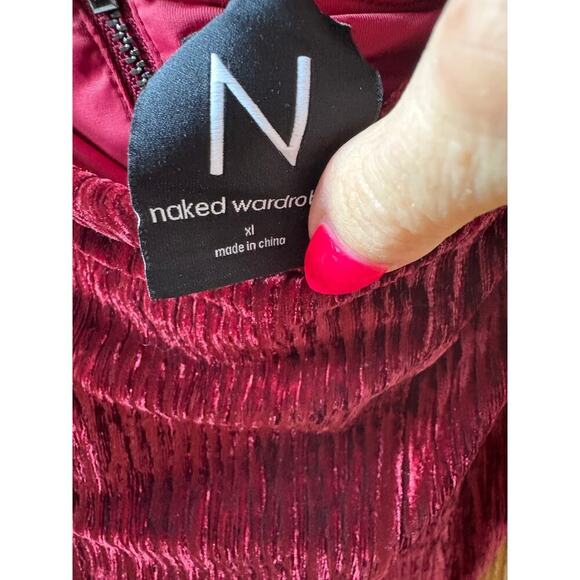 Naked wardrobe plush velvet boned crop top wine size extra large - Picture 6 of 7